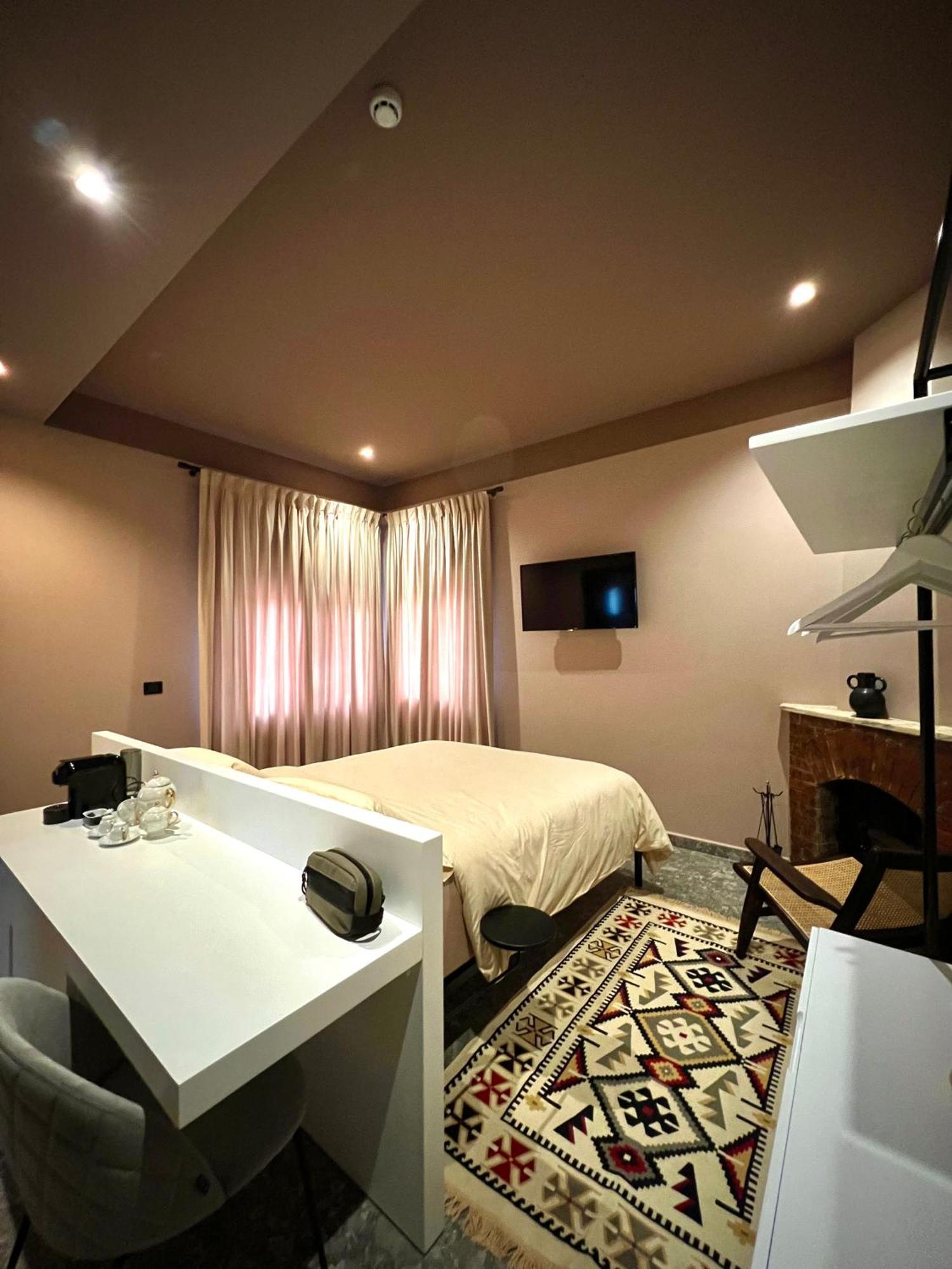 Rex Hotel Boutique Tirana Exterior photo